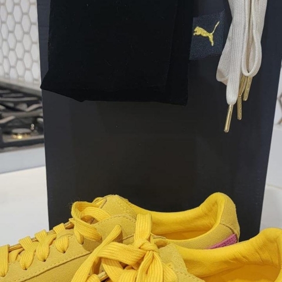 Puma Cleated Creeper SuedeWns 366268-03 Womens LemonSneaker Shoes Size 8.5 - Picture 3 of 7